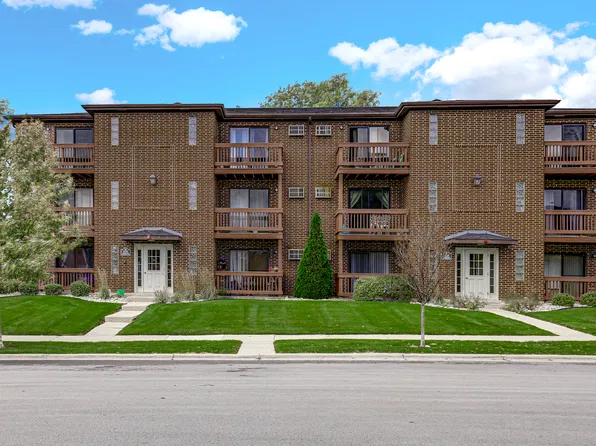 1108 Cedar St APT 3A, Glendale Heights, IL 60139