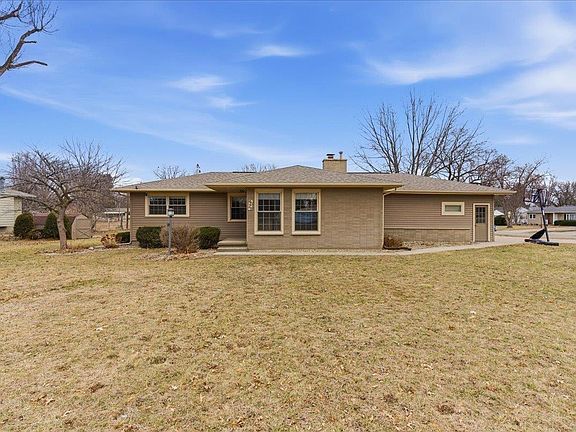 2nd image of 4028 Rownd St