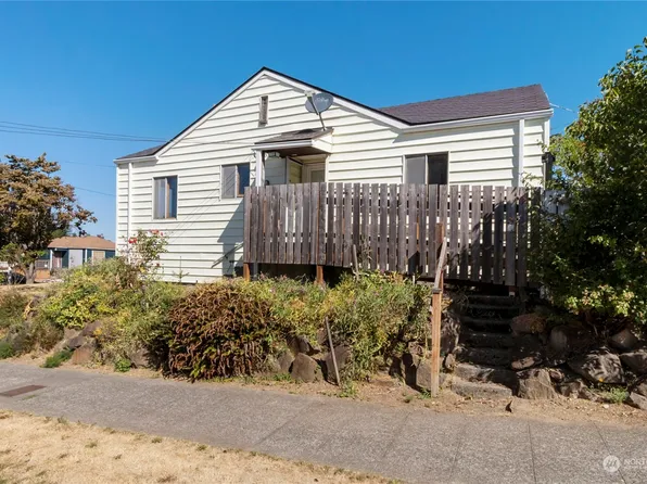 4558 11th Avenue S, Seattle, WA 98108