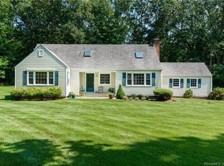 109 Pembroke Dr, Stamford, CT 06903