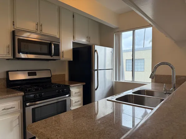 2109, 5400 Radford Ave APT 25, Valley Village, CA 91607