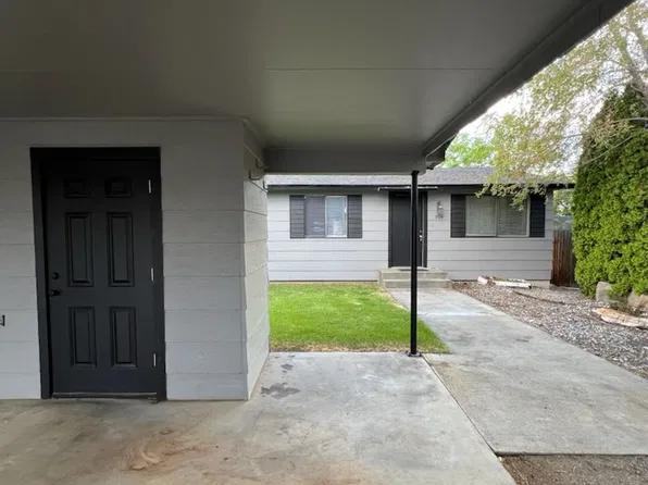 304 2nd St SE, East Wenatchee, WA 98802