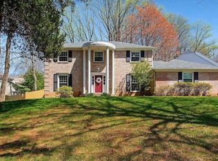 701 Ridge Dr, Mc Lean, VA 22101
