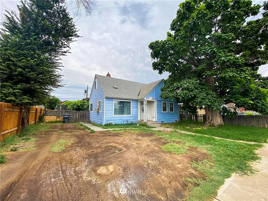 908 S 9th St photo 1