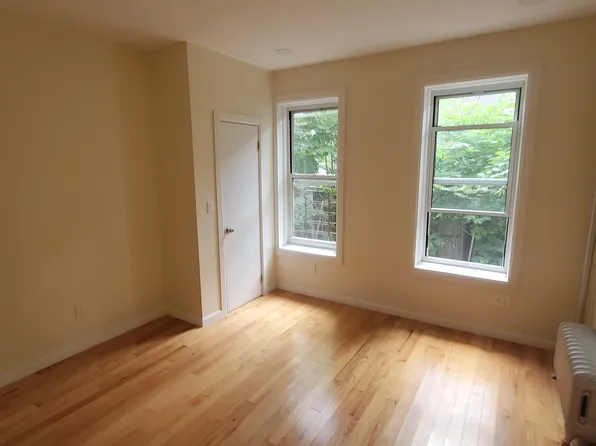 (undisclosed Address), Brooklyn, NY 11208