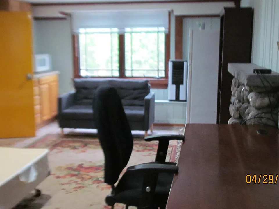 11 Travis Dr #8