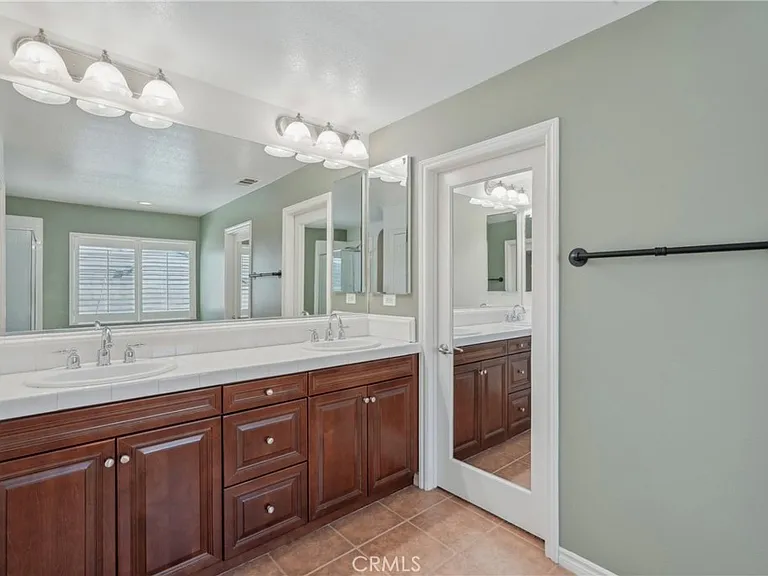 7961 Spaniel Ct — Photo 41