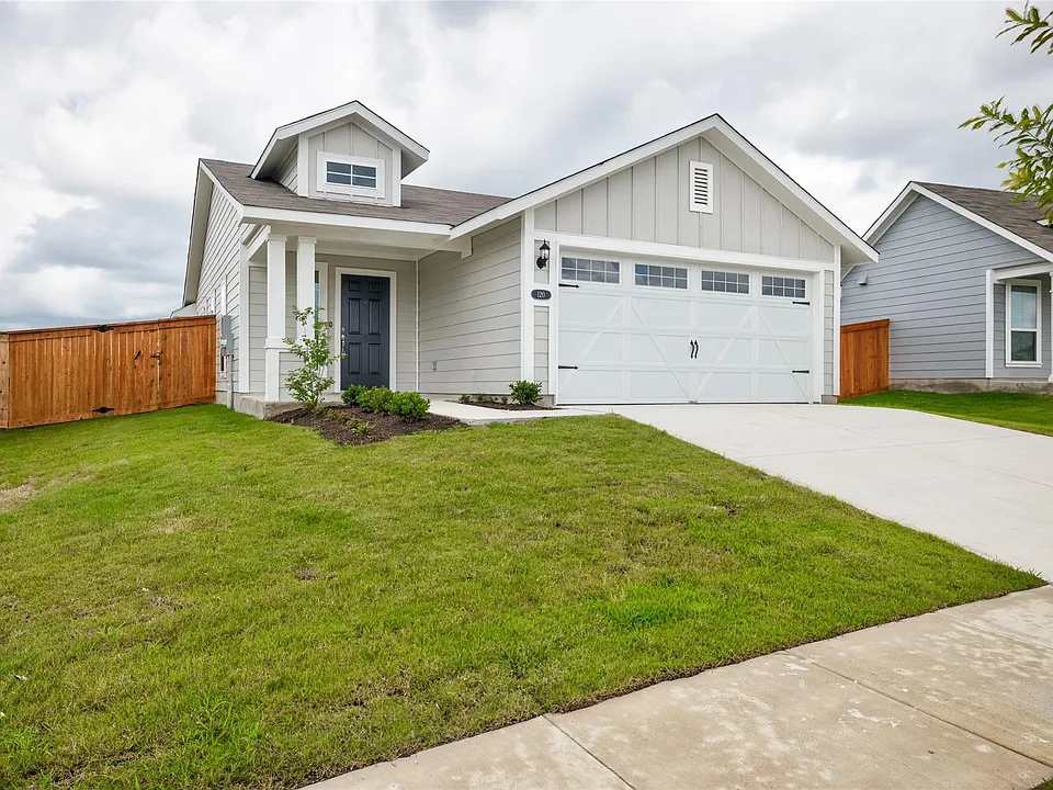 120 Lyndon Dr