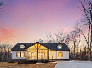 200 Saunders Point Rd, Huddleston, VA 24104