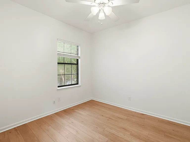 924 Marys Dr #B — Photo 26