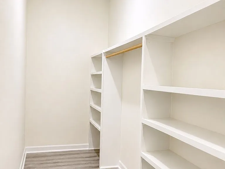 235 King St #2 — Photo 6