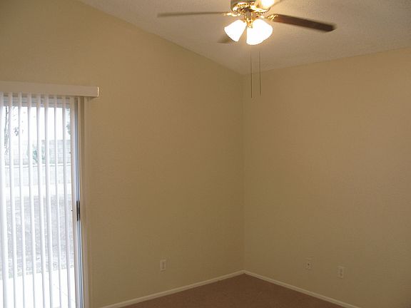 4th image of 13394 Nutmeg St
