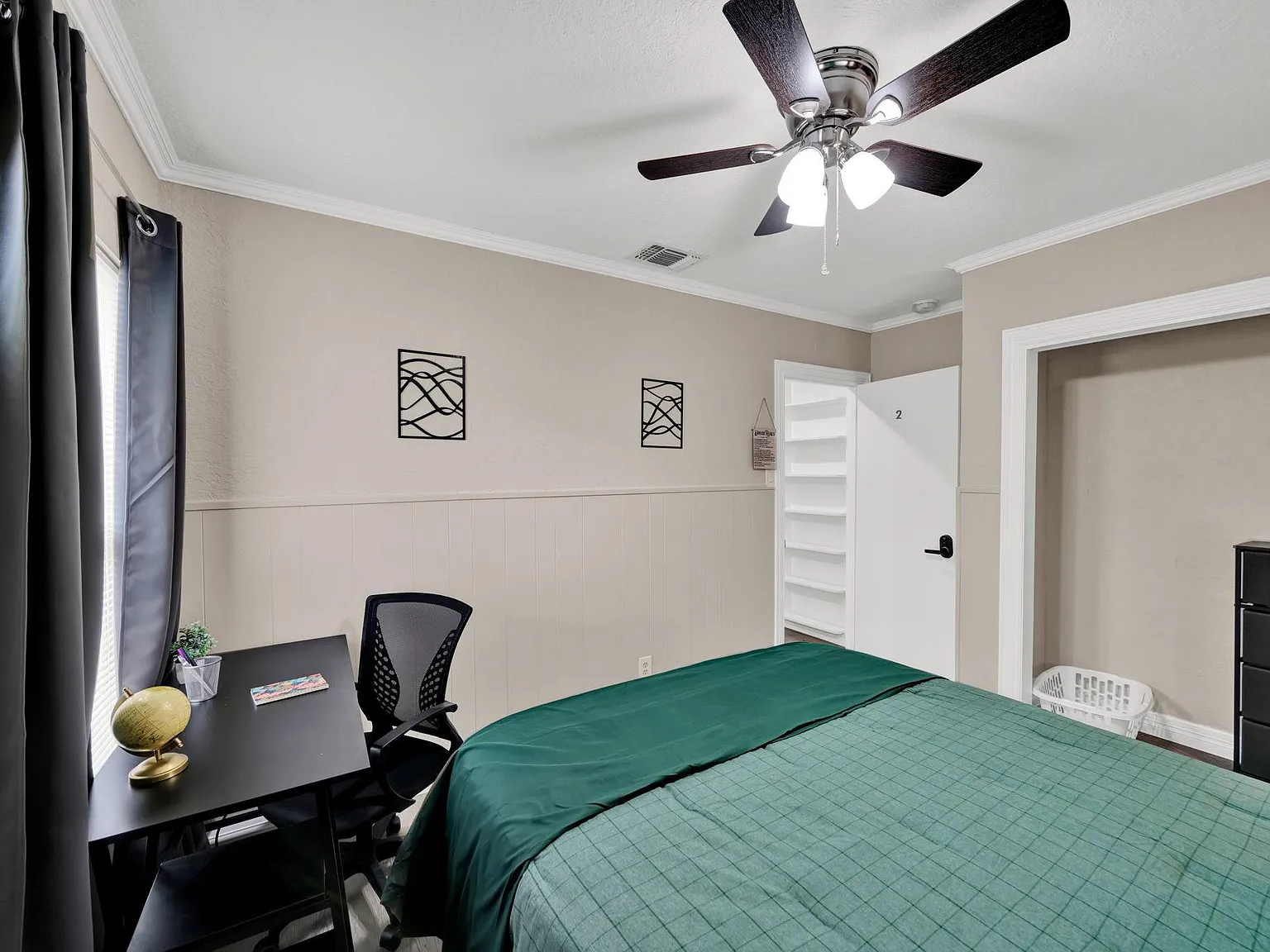4 bed, 2.0 bath, 2095 sqft, $767 — Photo 2