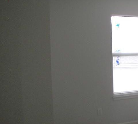 4th image of 5513 NE Wildflower Ct