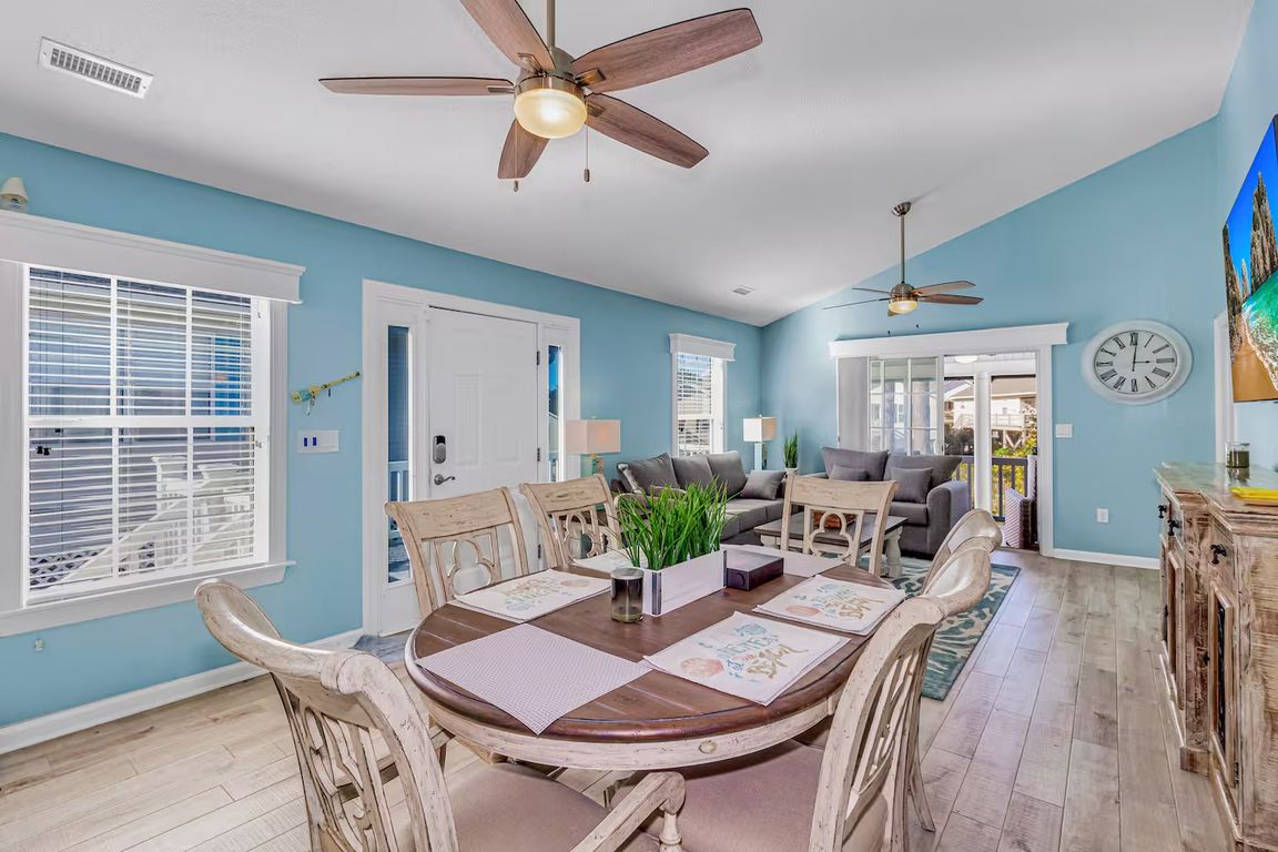 next background image