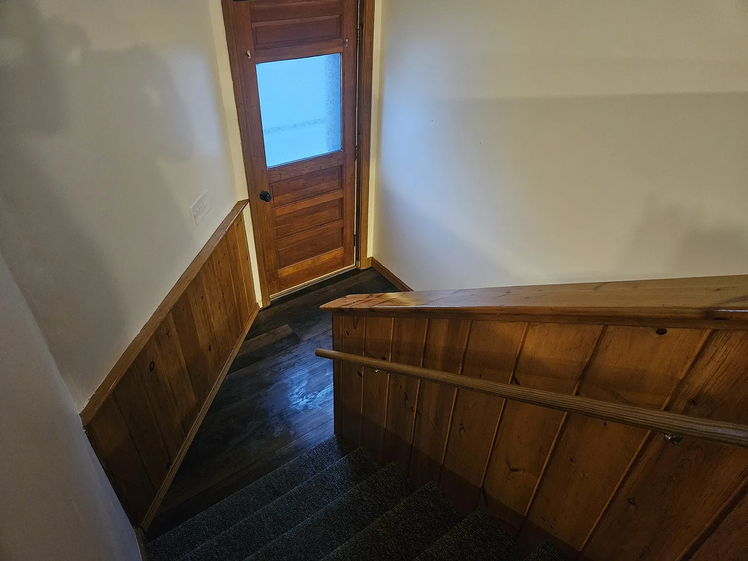 2 bed, 1200 sqft, $1,800 — Photo 2