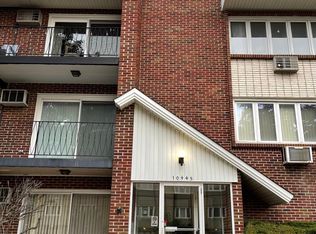 10445 S Keating Ave APT 3B, Oak Lawn, IL 60453
