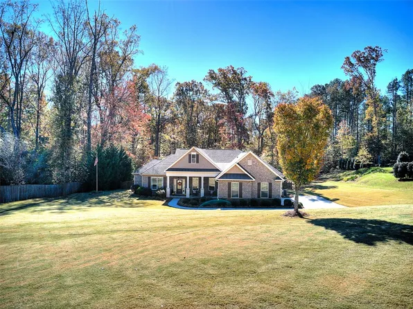 155 Burberry Dr, Williamston, SC 29697