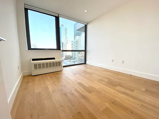 Rented by MOTION New York | media 17