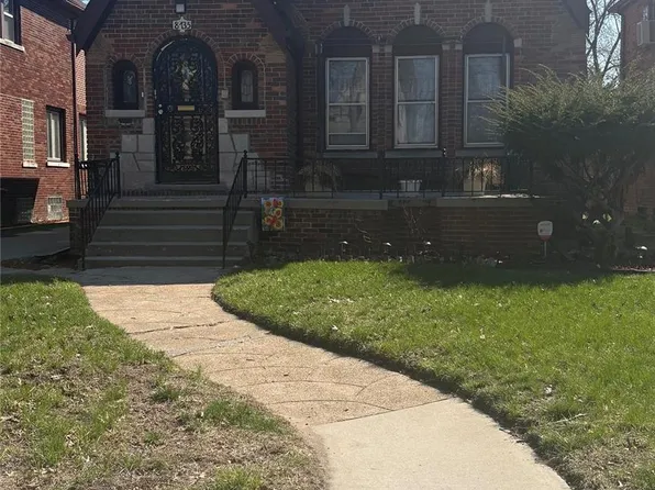 8735 Marygrove Dr, Detroit, MI 48221