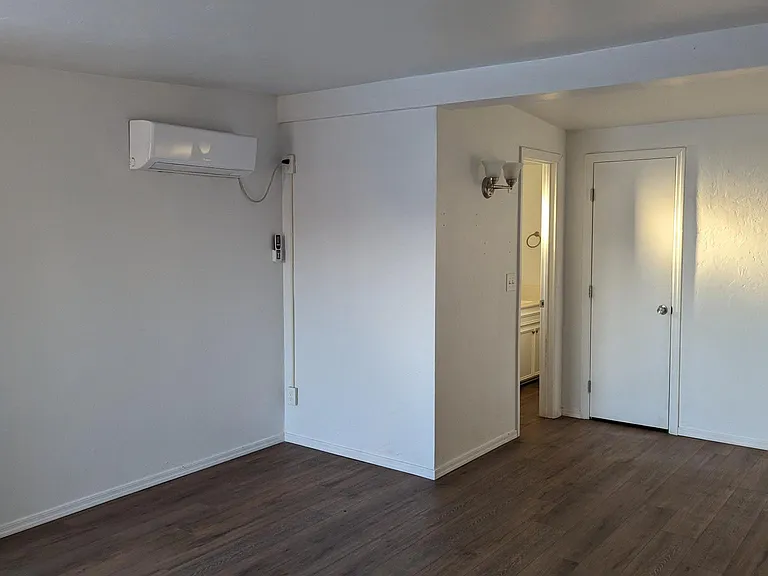 4609 E 29th St #2 — Photo 3