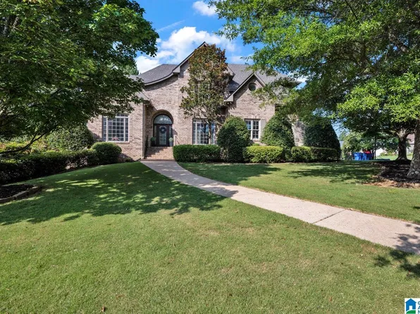 102 Azalea Trl, Oneonta, AL 35121