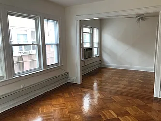 Rented by Zikos Realty Services