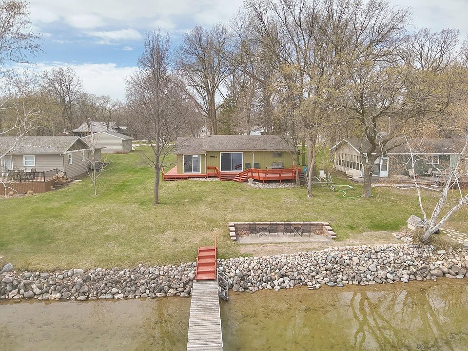 1st image of 32479 Birchwood Shore Dr