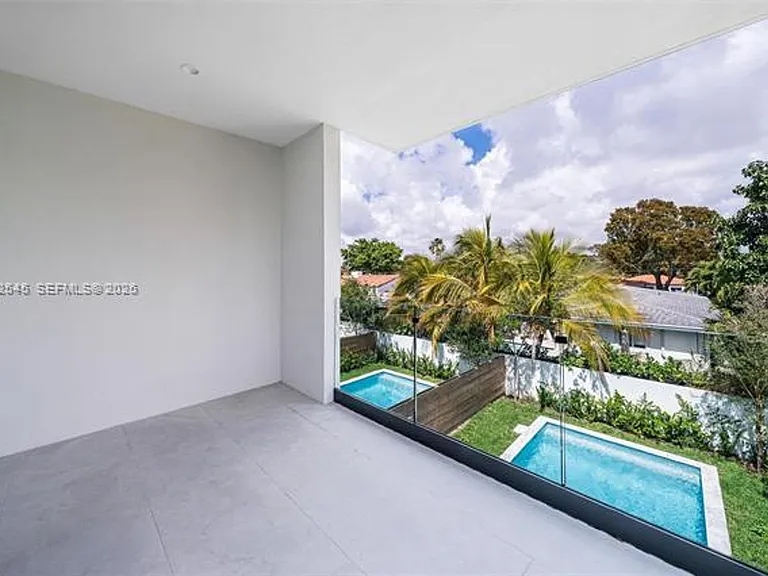 2937 SW 21st St #Townhouse 1 — Photo 23