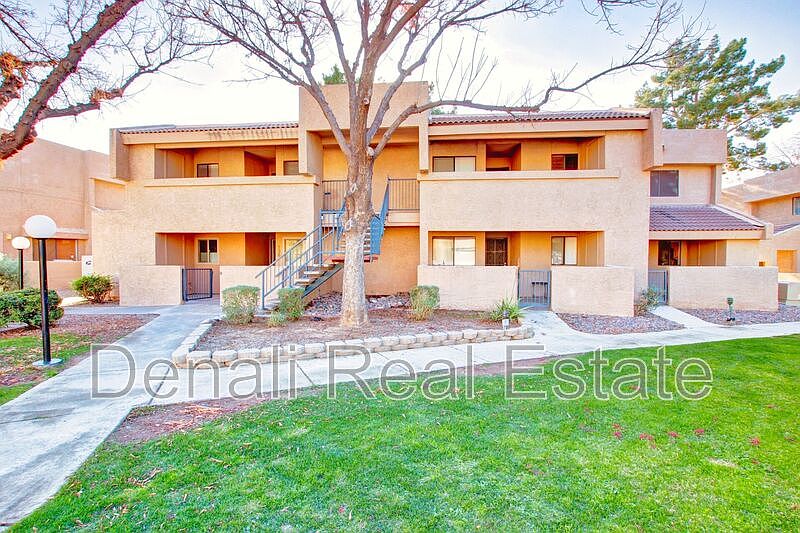 1st image of 10828 N Biltmore Dr APT 238