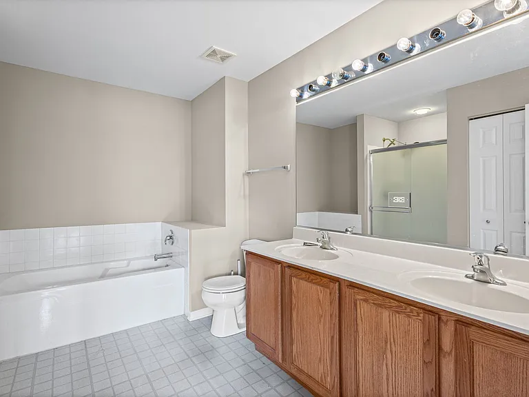535 N Red Deer Rd #535 — Photo 10