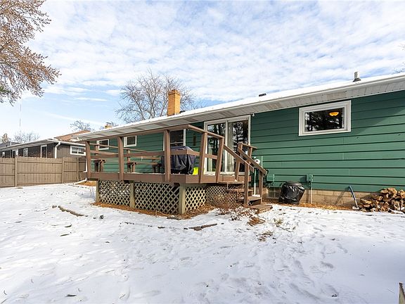 4th image of 2620 Fairfax Street