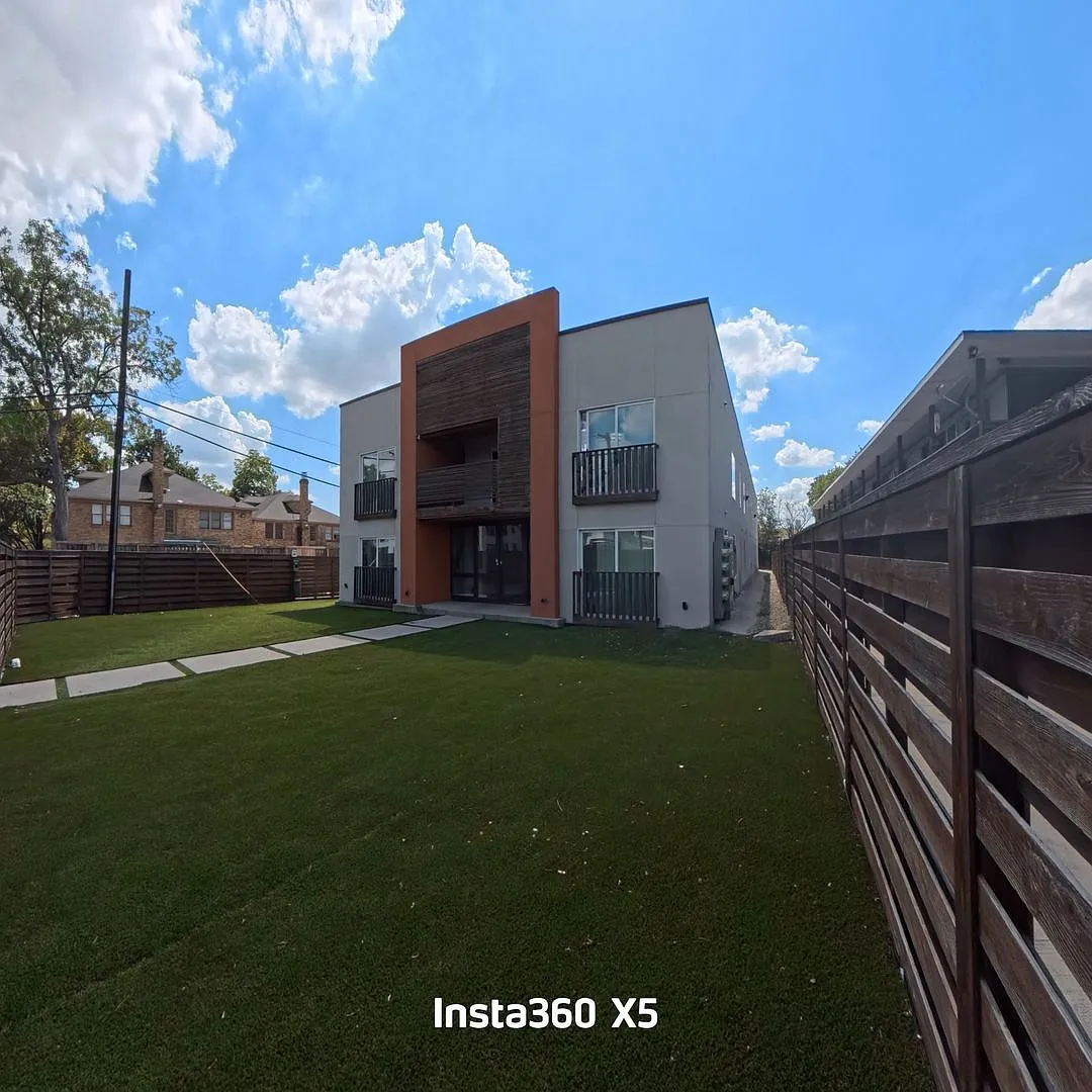1415 Bennett — Photo 3