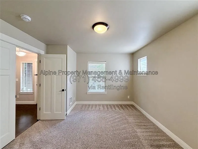 4 bed, 2.5 bath, 1748 sqft, $2,895 — Photo 4