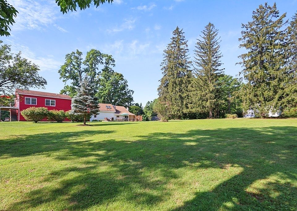 1st image of 9 Castle Hill Rd