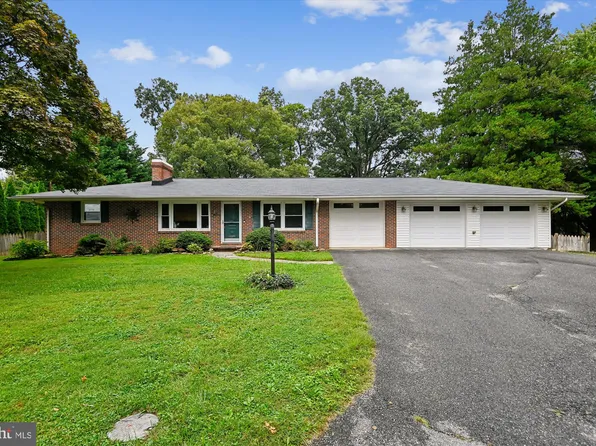 18 Austin Rd, Reisterstown, MD 21136