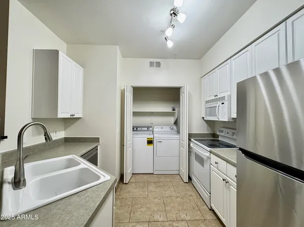 1701 E Colter St Unit 235, Phoenix, AZ 85016