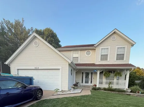 932 Cleta Dr, Ballwin, MO 63021