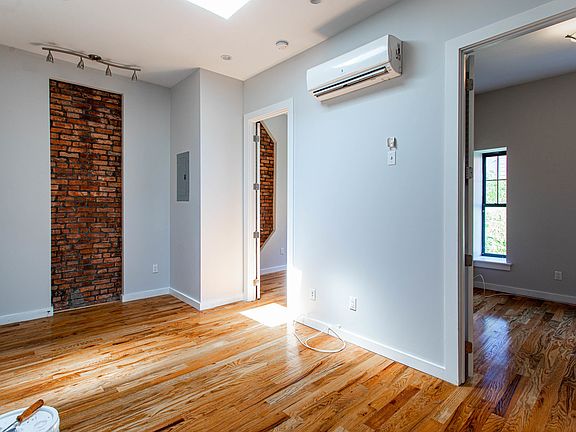 4th image of 1012 Fulton St #3BB