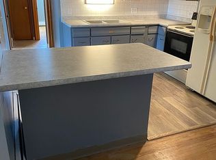 1388 Union Rd APT 2, West Seneca, NY 14224