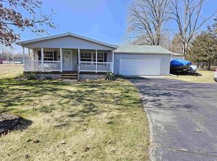213 Fran Ct, Oxford, WI 53952