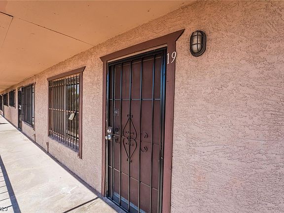 3rd image of 625 Royal Crest Cir #19