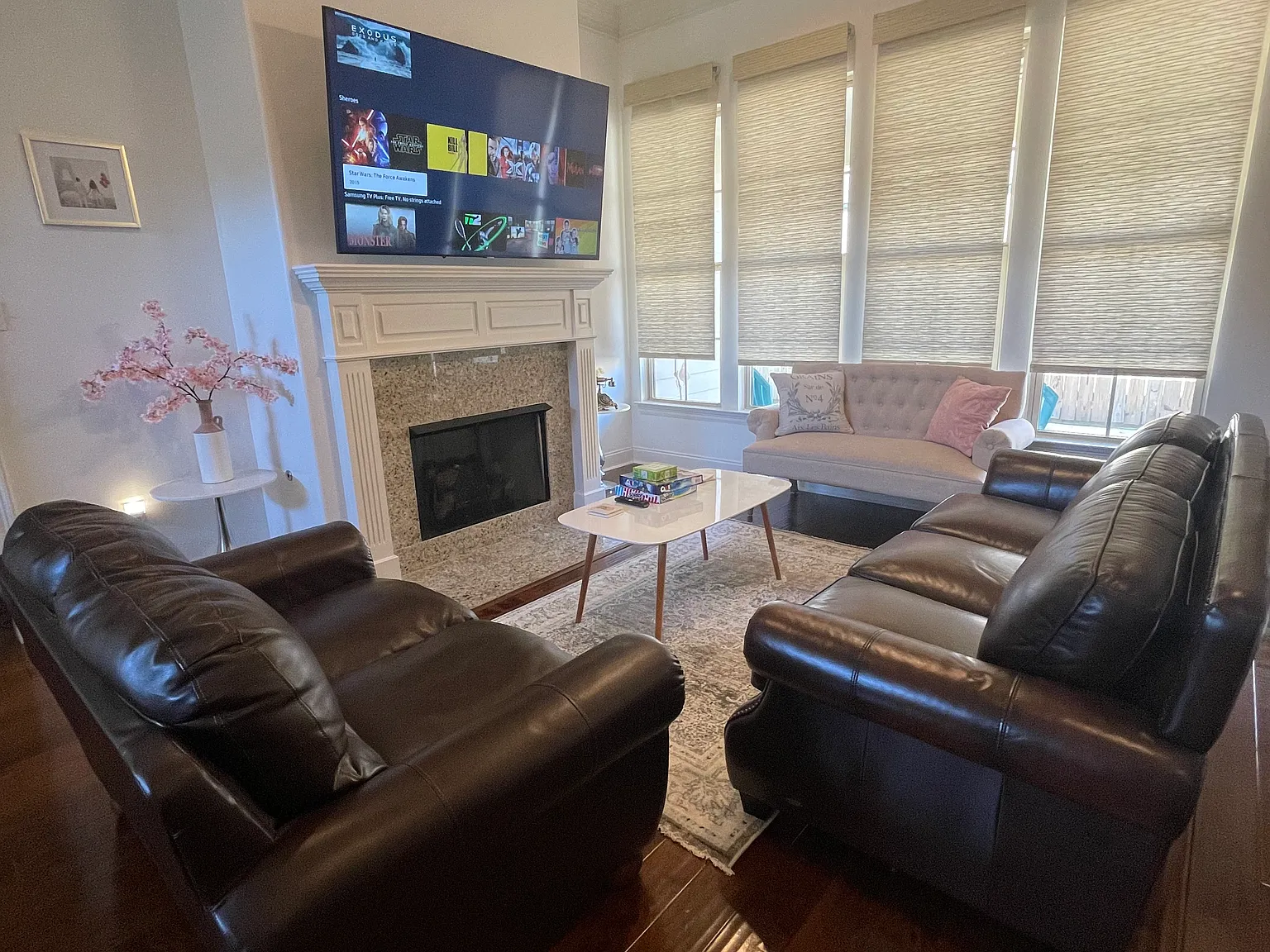 4 bed, $3,000 — Photo 2
