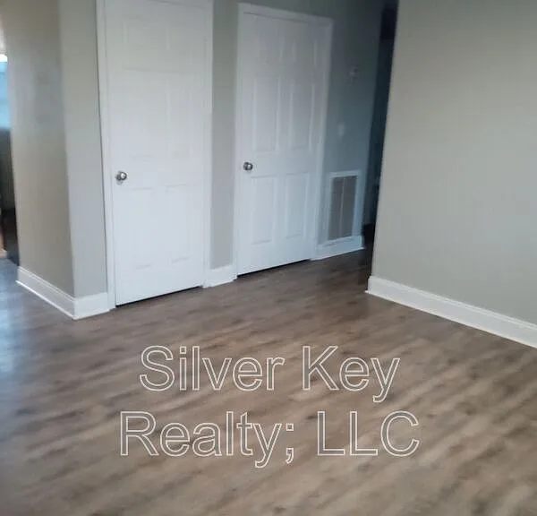 408 & 410 Oklahoma St #4 — Photo 4