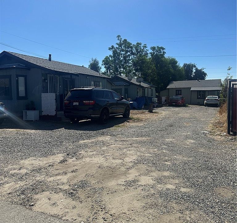 1st image of 1780 Mentone Blvd
