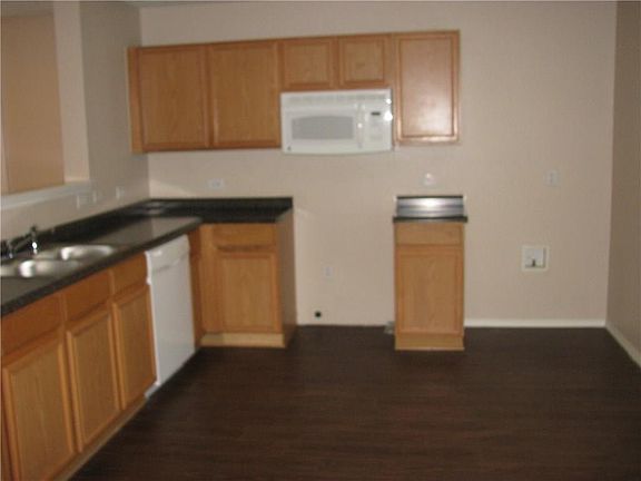 4th image of 1802 Northridge Dr