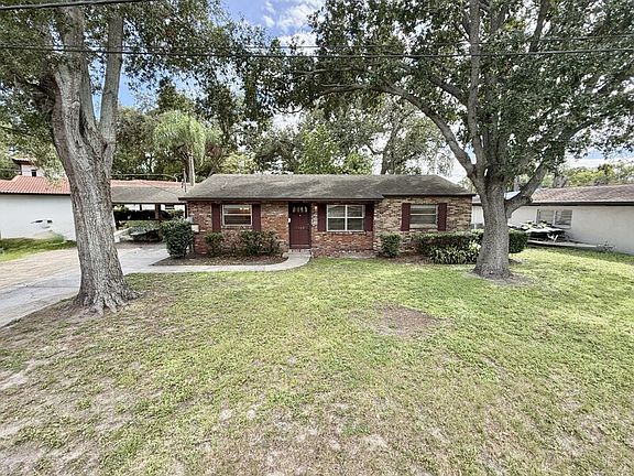 4th image of 1502 W Country Club Dr