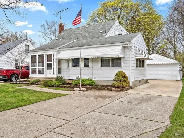 3329 Vassar St, Dearborn, MI 48124
