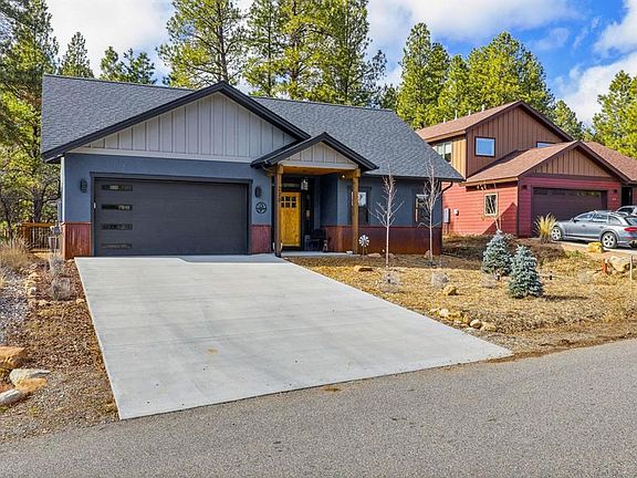 2nd image of 220 Edgemont Meadows Road