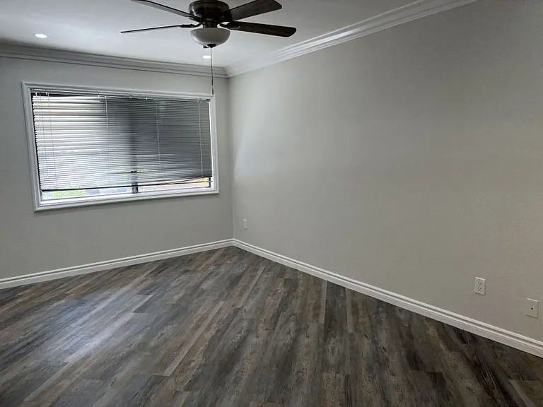 Acre Heights Apartments — Photo 36